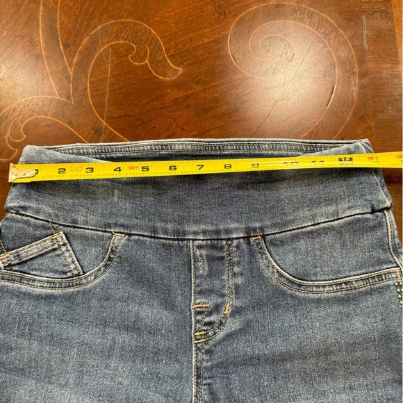 Rock & Republic Denim Rx Slimming Skinny Jeans Women's Size 2 Distressed pull on - Picture 7 of 7